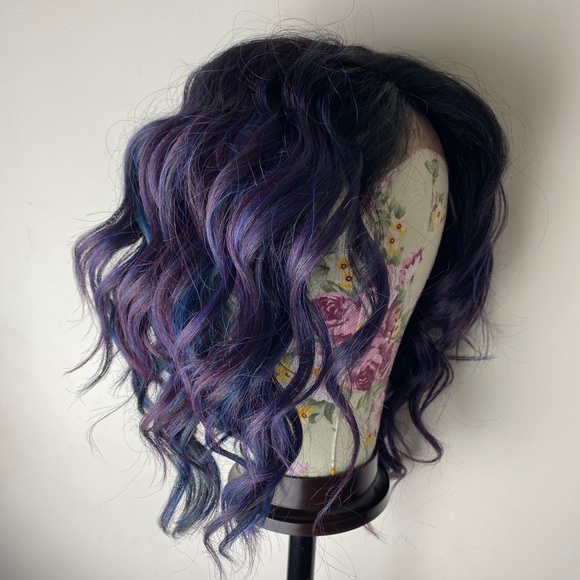 ALA 14” BLUE OMBRE BOB WAVY LACE FRONT WIG💫 *NEW*